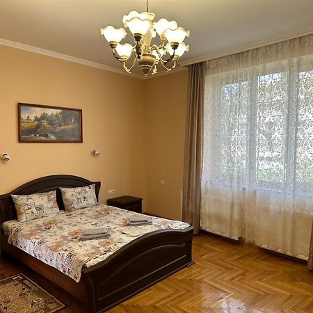 Villa Magda Berehove  Buitenkant foto