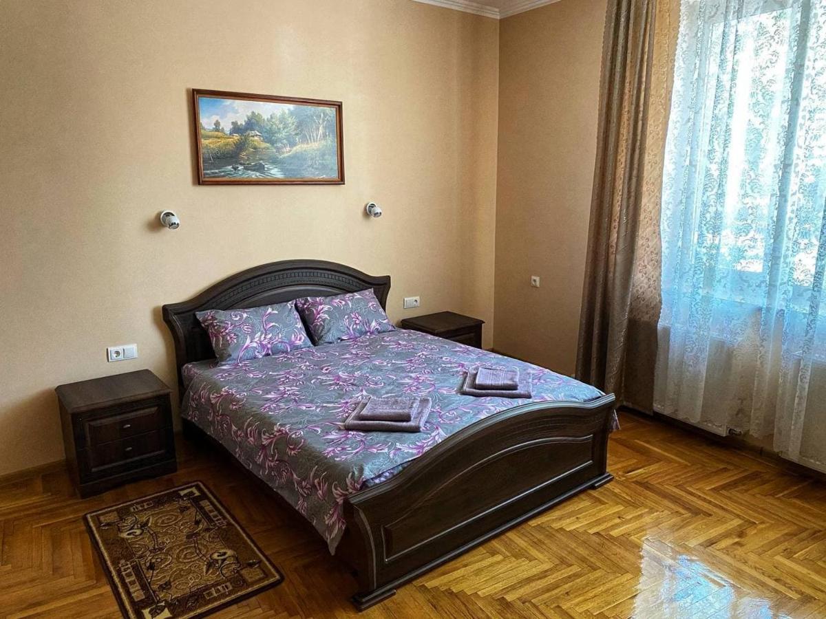 Villa Magda Berehove  Buitenkant foto
