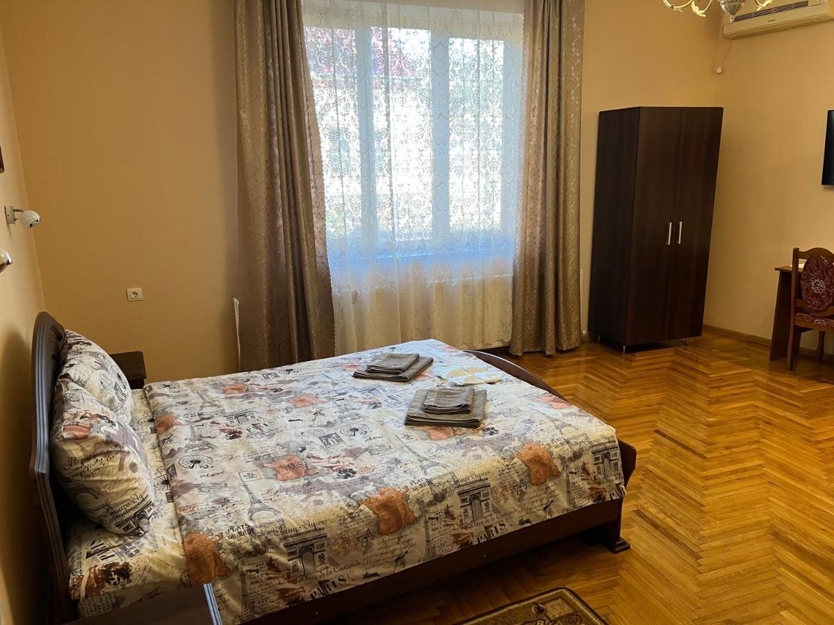 Villa Magda Berehove  Buitenkant foto